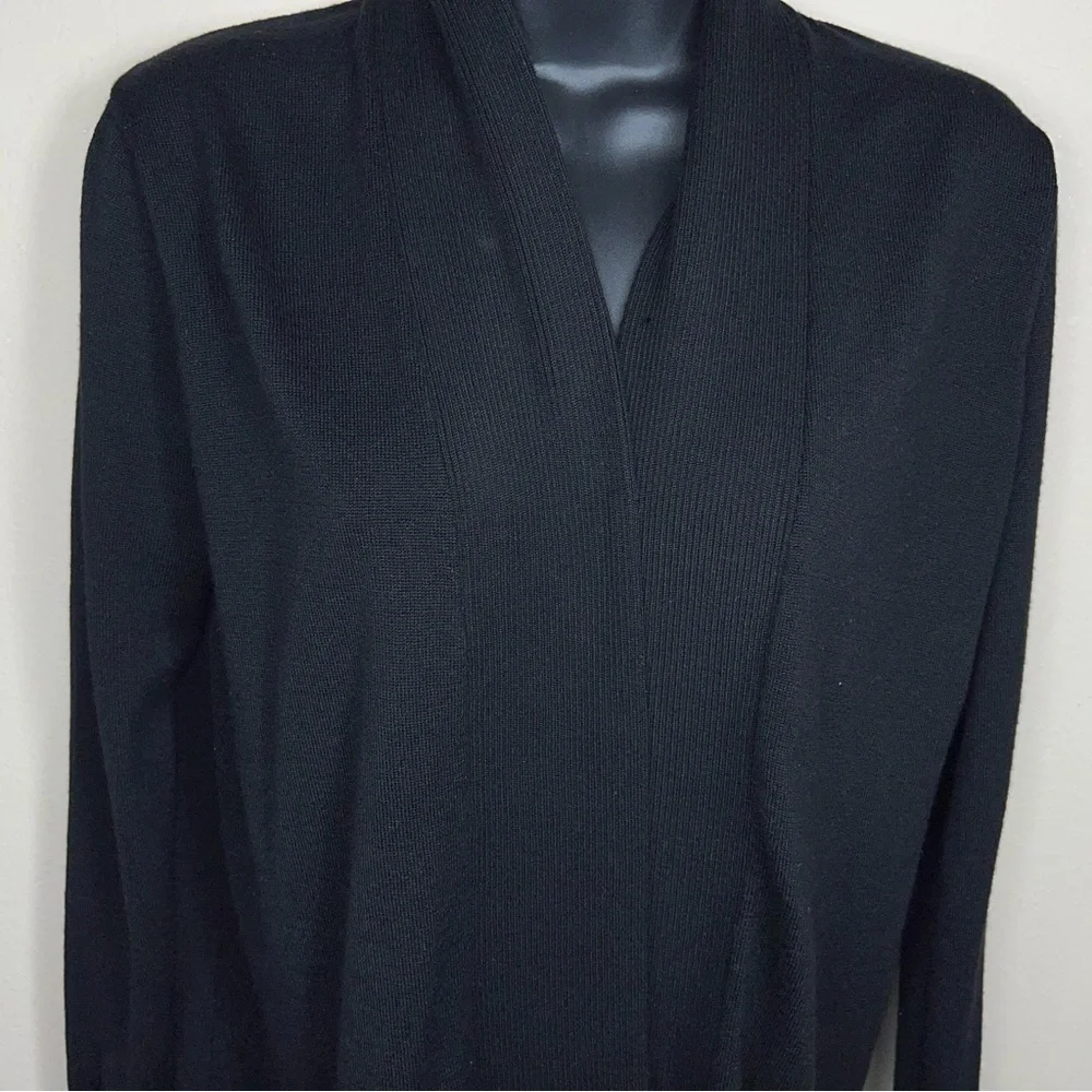 SMALL ESPERANZA BLACK CARDIGAN SWEATER LONG SLEEVE CLASSIC